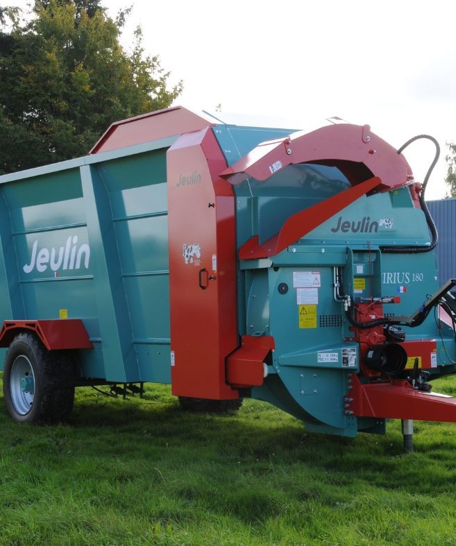 18 m³, pour la nouvelle pailleuse Jeulin Sirius 180